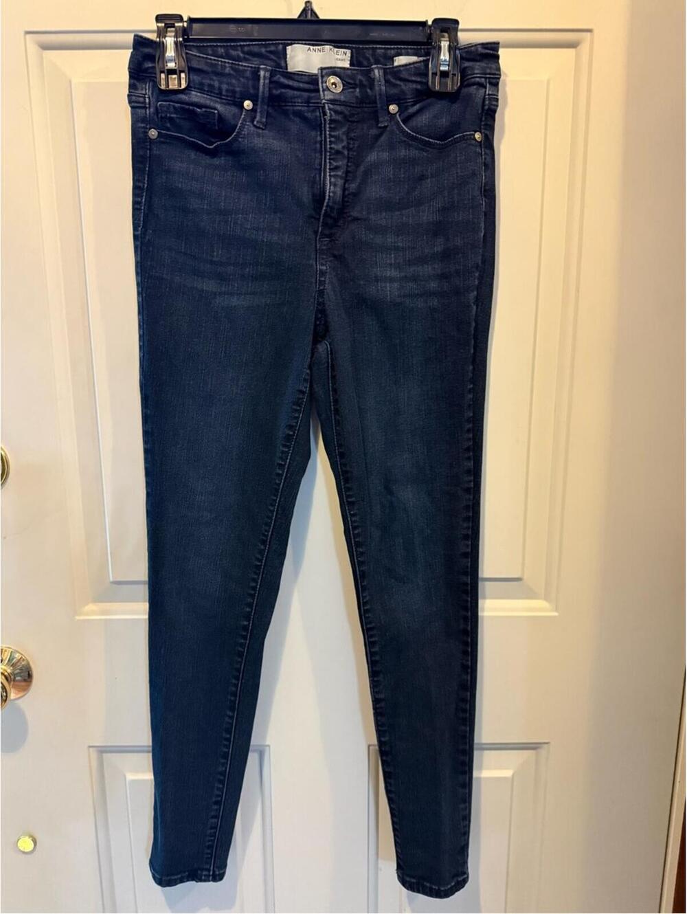 Anne Klein Skinny Jeans - size 4